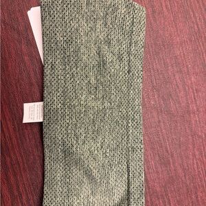 Lululemon metal vent men’s headband